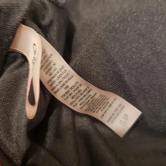 2/$25-Quintsoul  NWOT Ribbed Floral One Piece Shoulder Tie Side Tie Size Small - Picture 11 of 13